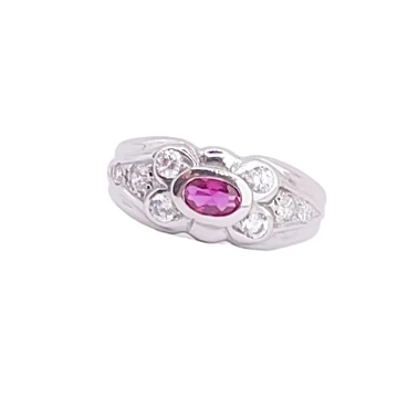 Fehér arany gyűrű