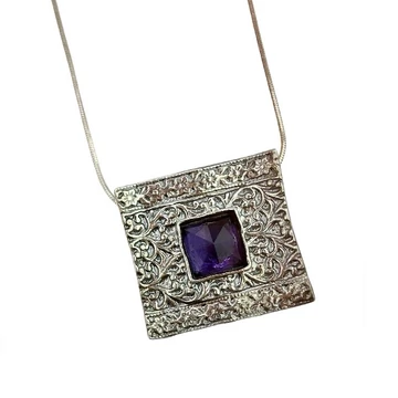 Ezüst ametiszt köves medál nyaklánccal