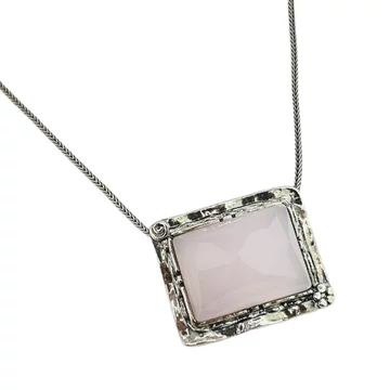 Ezüst rózsakvarc medál nyaklánccal